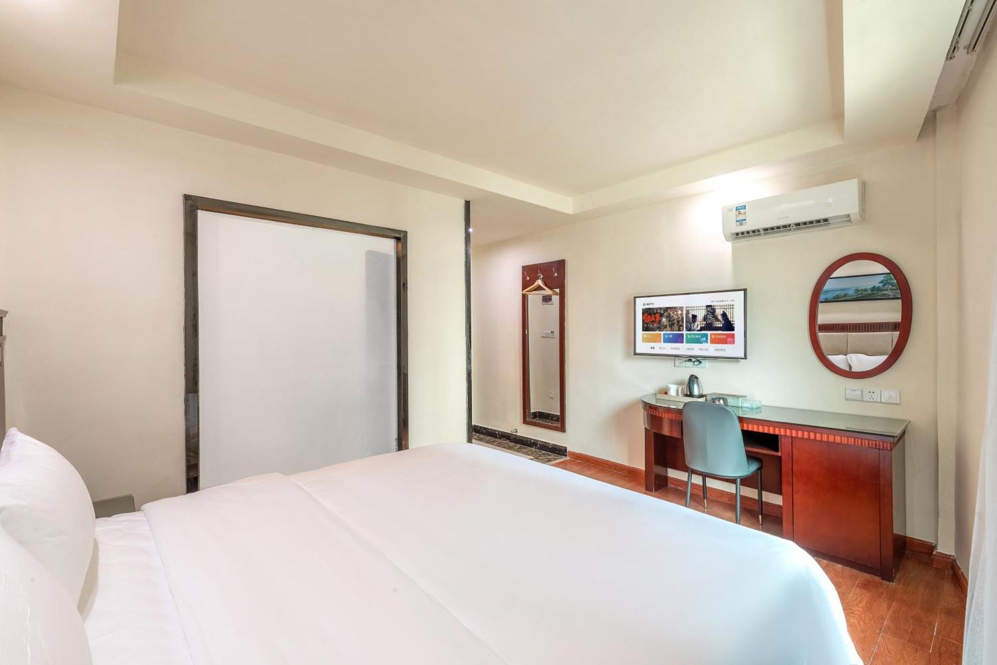 Huahang Hotel - Guangzhou Baiyun International Airport - Free Airport Shuttle Bus Εξωτερικό φωτογραφία